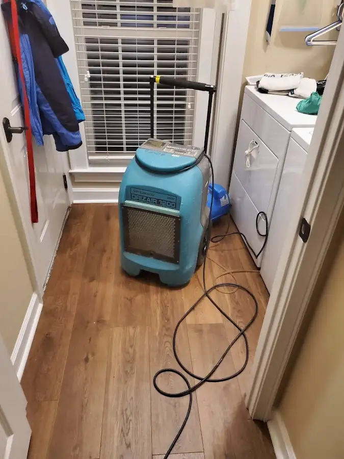 Commercial dehumidifier deployed for Flood Damage Cleanup in Carol Stream